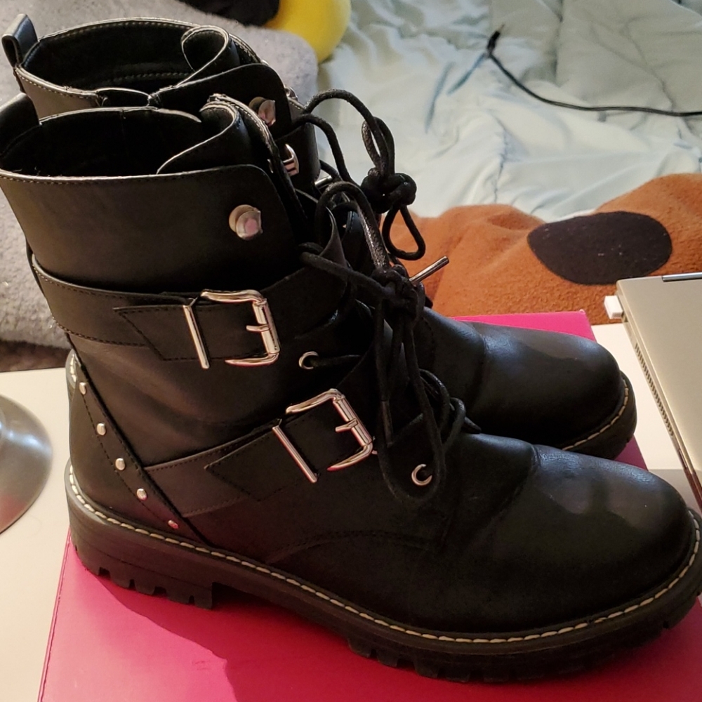So Finleyy Black Boots